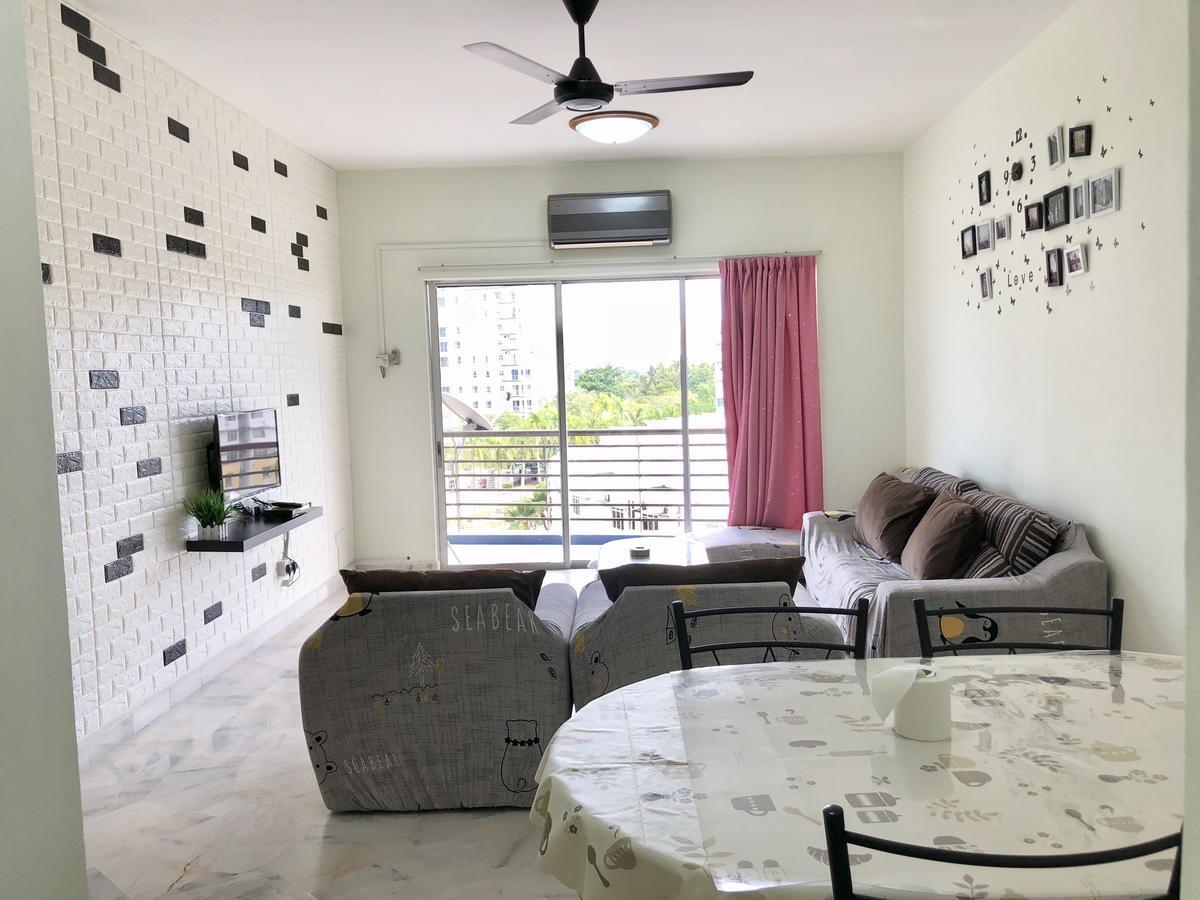 Apartment B6 Straits View Private